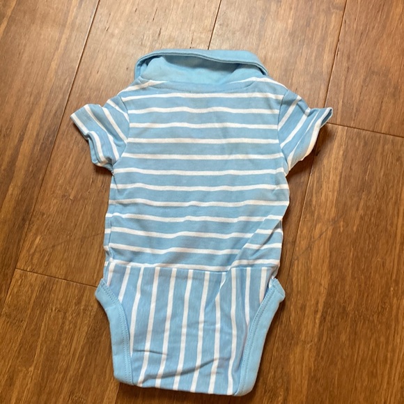 NWOT Lot of 3 Hanes Cotton Short Sleeve Collared Onesies 0-6 Months - Picture 10 of 10